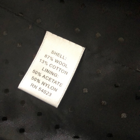 Banana Republic Wool blk and Wht houndstooth coat - Picture 7 of 8